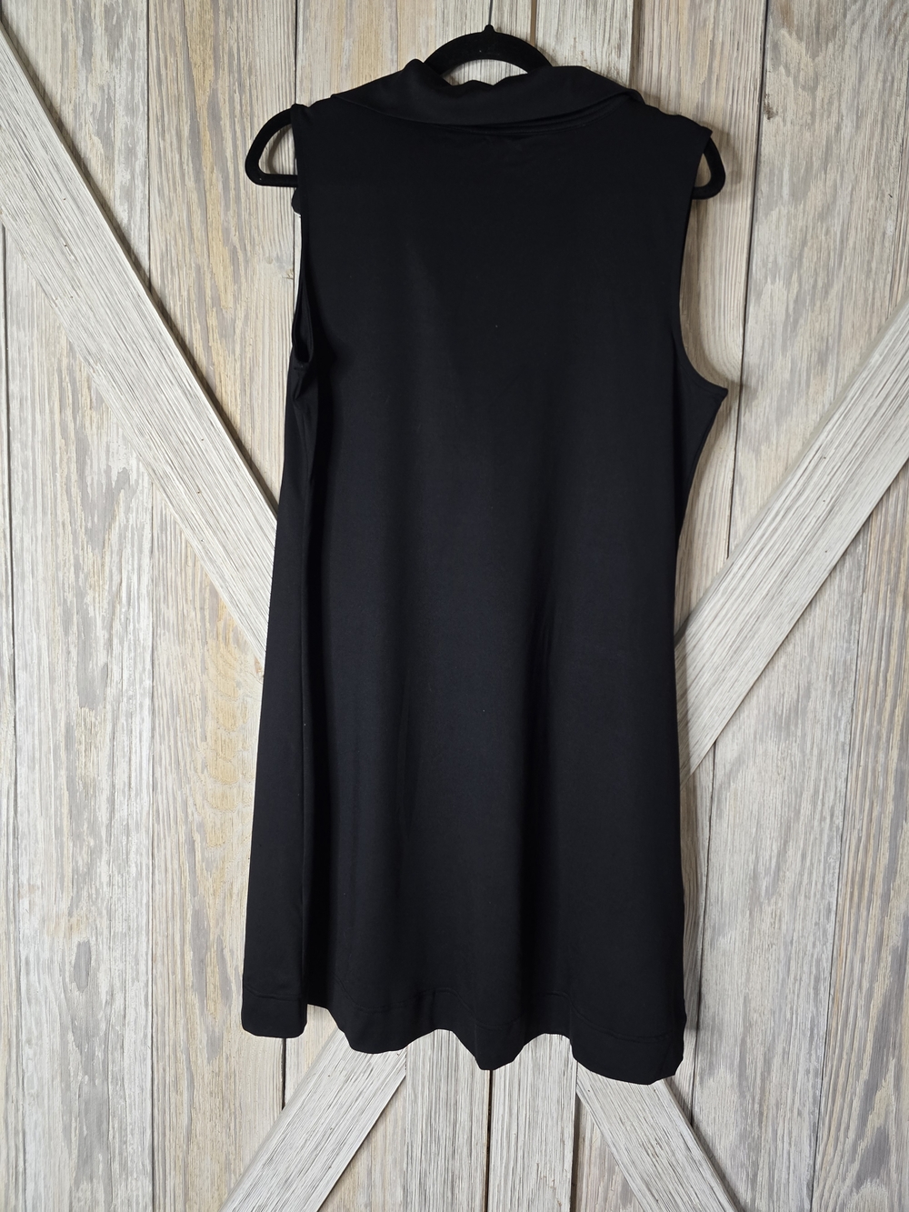 Black Zip Neck Athletic Golf Dress • L - Picture 2 of 4